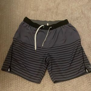 Vuori athletic shorts